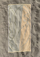 Load image into Gallery viewer, Wavy Blades