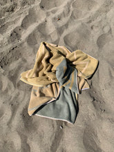 Load image into Gallery viewer, Wavy Blades