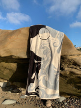 Load image into Gallery viewer, Moonglade