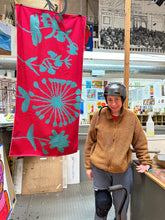 Load image into Gallery viewer, Flower Power