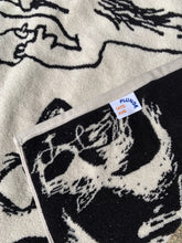 Load image into Gallery viewer, Alien Vs. Predator